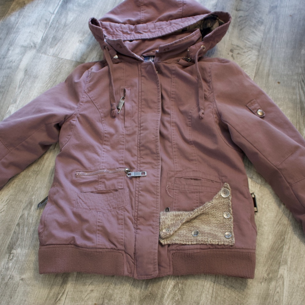 BKE coat size small